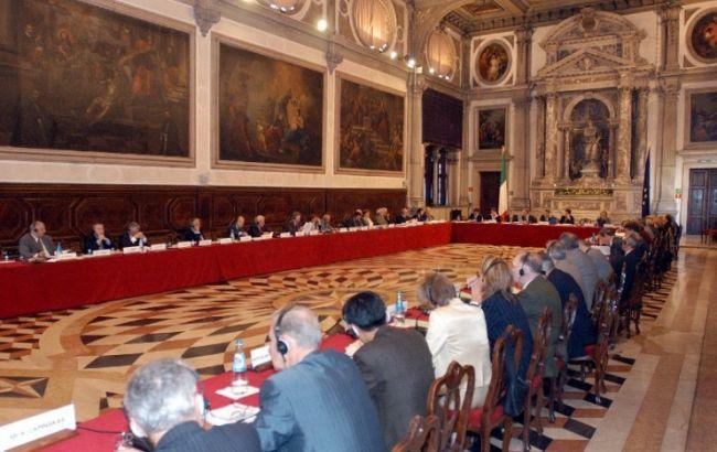 Венецианская комиссия назвала закон о декоммунизации недемократичным