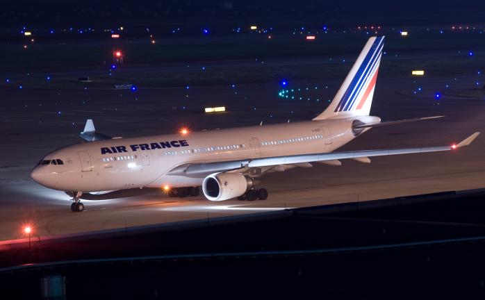 На борту лайнера Air France знайшли бомбу (ФОТО)