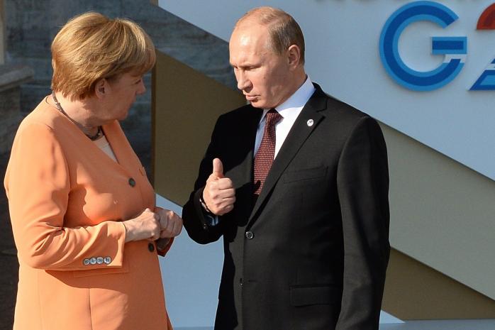 Меркель передала британській розвідці інформацію про Путіна — The Times