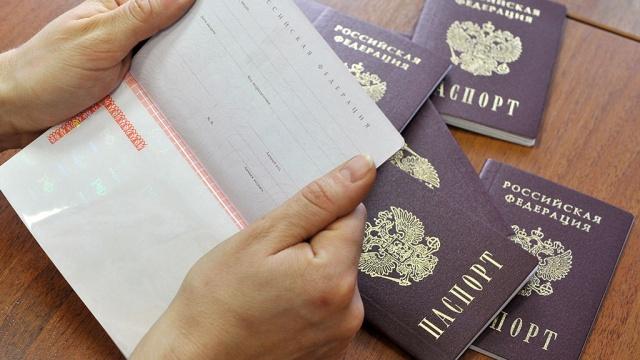 Росія роздала у окупованому Криму понад 2 млн паспортів