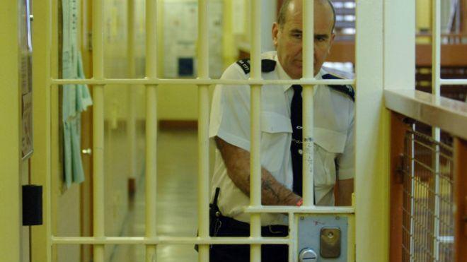 У Великій Британії помилково звільнили сотні ув’язнених