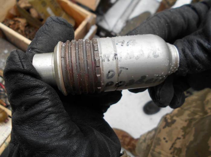 В Донецкой области обнаружен тайник боеприпасов российских диверсантов (ФОТО)