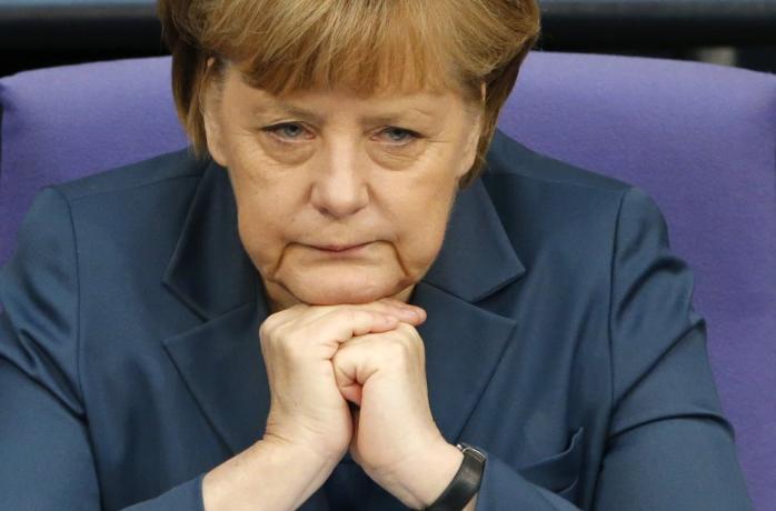 Меркель скасувала візит на міжнародний економічний форум через напади в Німеччині