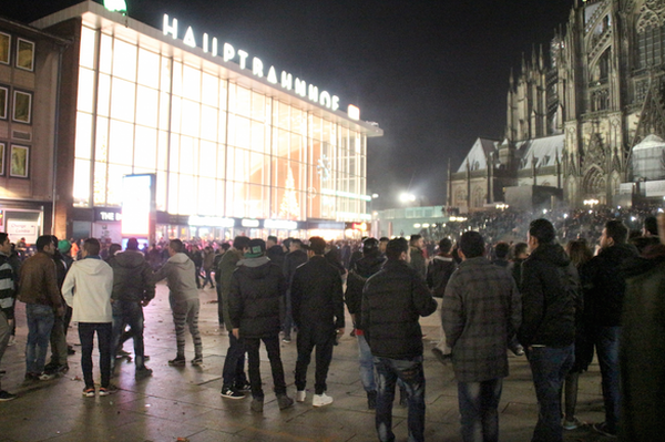 МВС Німеччини: Майже всі нападники в новорічну ніч в Кельні — іноземці