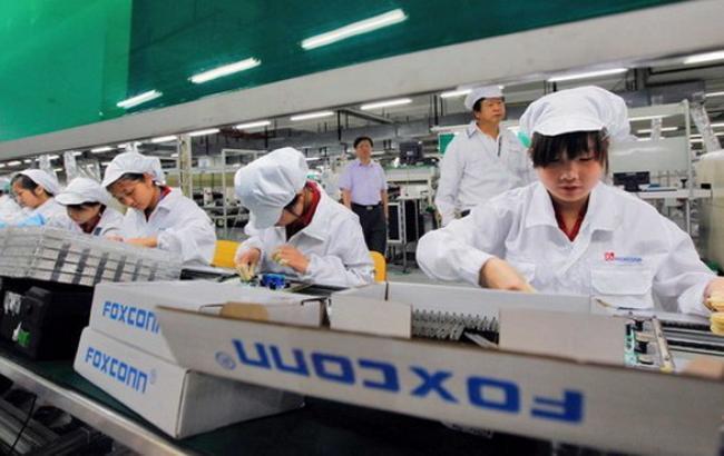 В Китае горел завод по производству iPhone