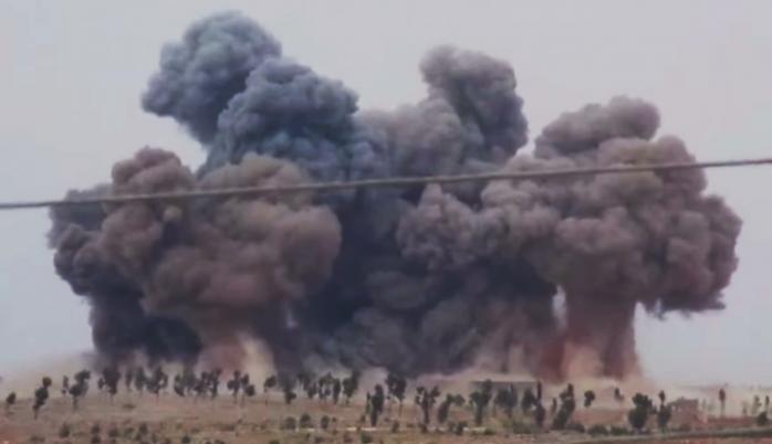 У Сирії літаки РФ розбомбили гуманітарний конвой — ЗМІ