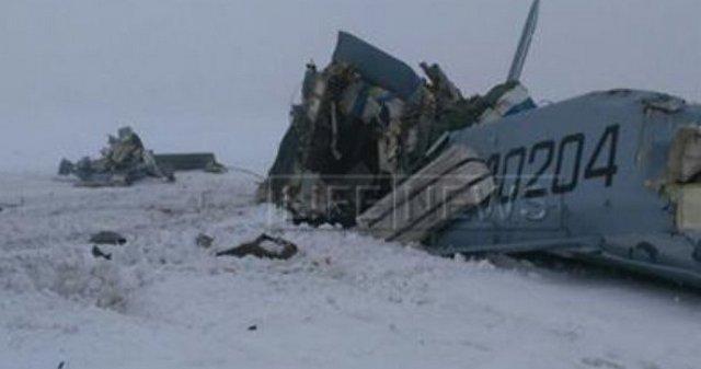 Появилось видео с места катастрофы самолета в России