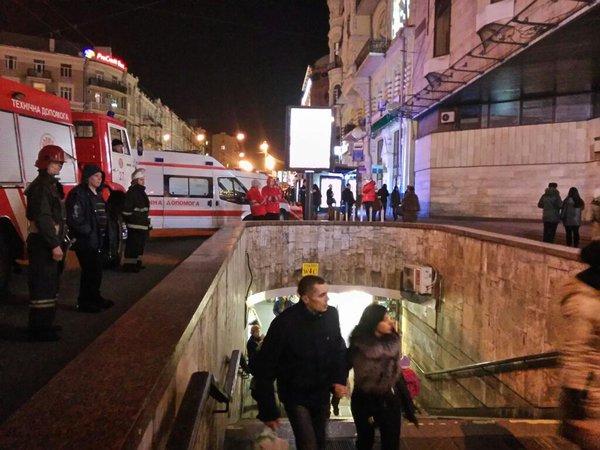 Пожежу на станції київського метро «Площа Льва Толстого» ліквідовано