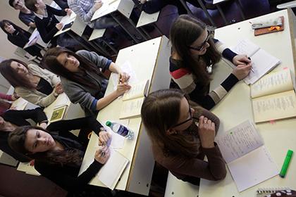 У Латвії уряд готує план відмови від російської мови в школах