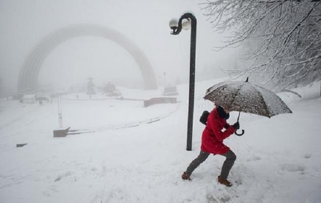 На 14 февраля в Украине объявлено штормовое предупреждение