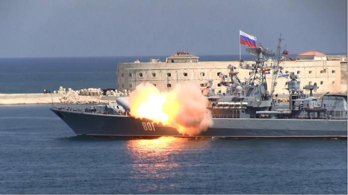Росія проведе військові навчання в Азовському і Чорному морях
