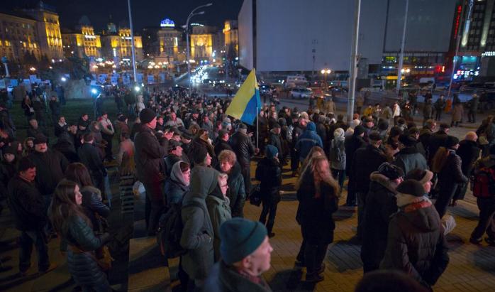 Активисты постепенно покидают Майдан