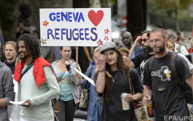 Швейцарія вирішила не висилати мігрантів-порушників