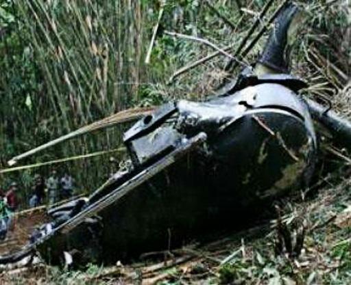 В Индонезии упал вертолет с 13 военными