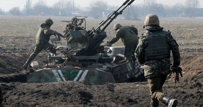 РФ доставила 40 танков, бронеавтомобилей и САУ в Иловайск — разведка