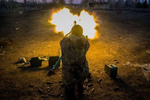 Боевики направили 135 мин по силам АТО в промзоне Авдеевки