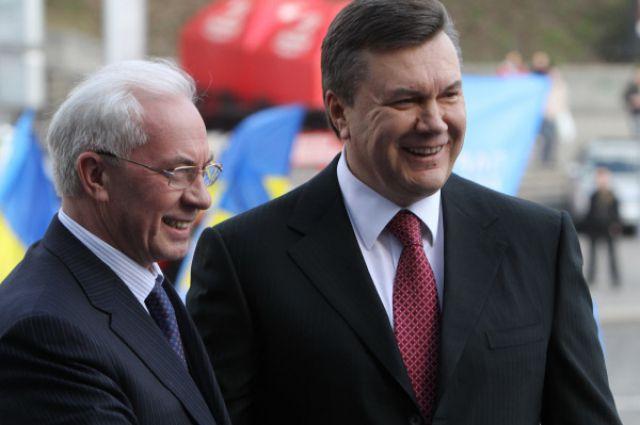 Янукович и Азаров получили гражданство РФ — Transparency International