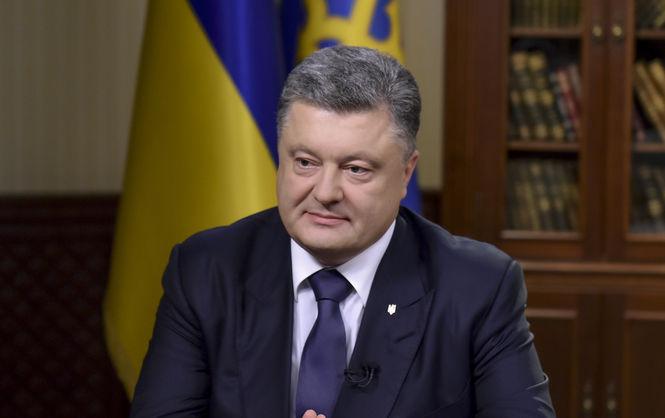 Порошенко присвоїв звання «Мати-героїня» понад 1085 жінкам