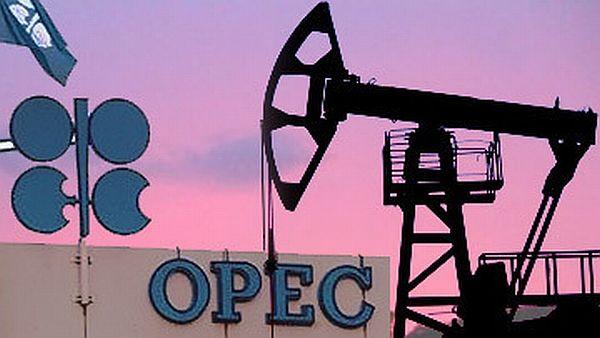 ОПЕК збільшила видобуток нафти до 32,44 млн барелів на день