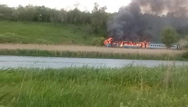 В Винницкой области на ходу загорелся пассажирский поезд (ФОТО)