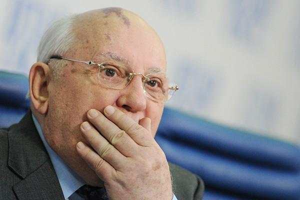 За Крым. Горбачеву запретили въезд в Украину