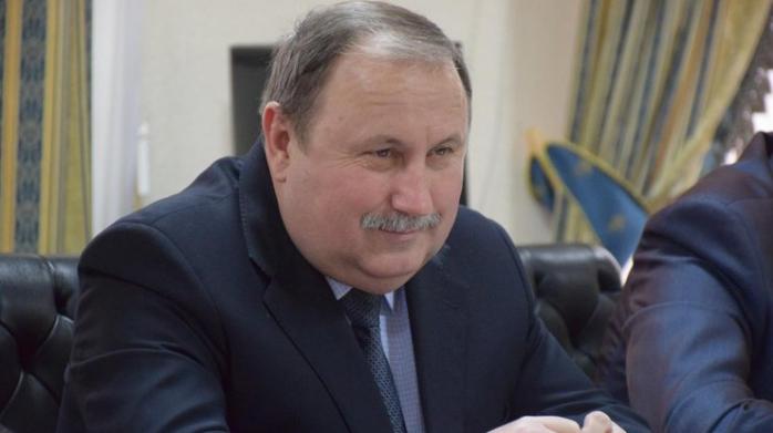 Спійманий на хабарі віце-губернатор Миколаївщини Романчук вже залишив лікарню