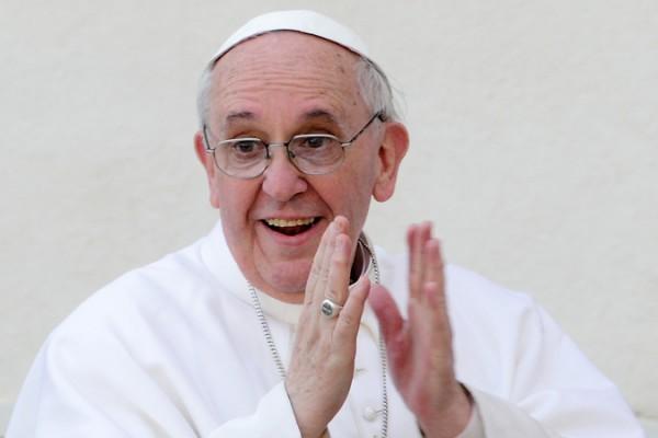 Папа Римский создал комитет по сбору средств для украинцев из АТО