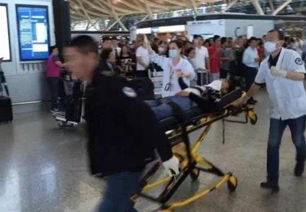Аеропорт Шанхаю струсив вибух: є постраждалі (ВІДЕО)