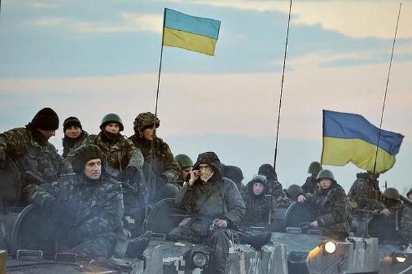 Полторак озвучил боевые потери ВСУ за год войны на Донбассе