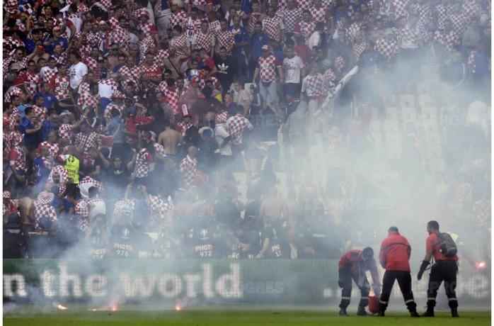 З’явились фото бійки хорватських вболівальників, УЄФА розглядає інциденти