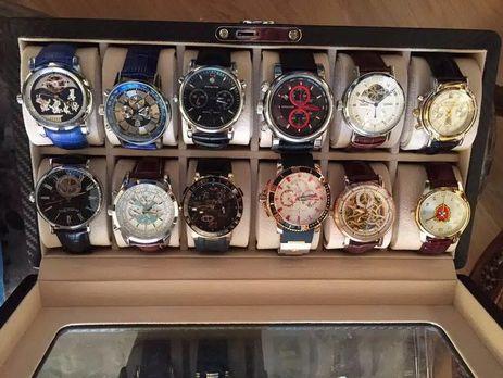 Фотограф Содель: СБУ сильно недооценила стоимость часов «янтарного прокурора» Боровика (ИНФОГРАФИКА)