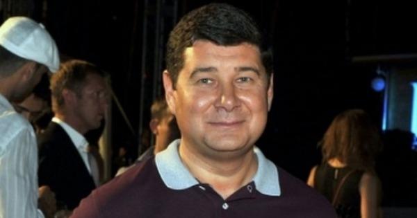 Парубий подписал постановление об аресте Онищенко