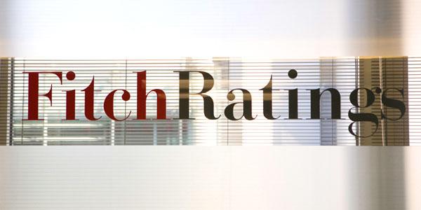 Fitch ухудшило суверенные кредитные рейтинги рекордного числа стран
