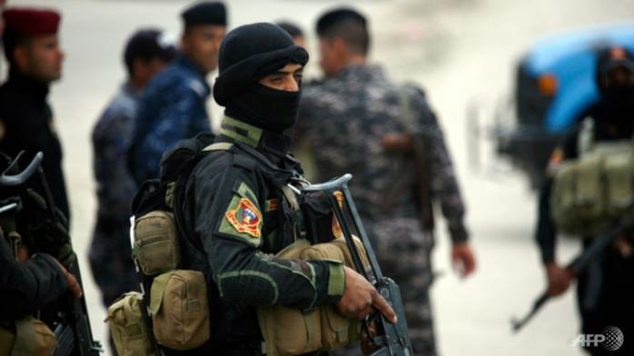 Новый теракт в Багдаде: взрыв прогремел у шиитского мавзолея, десятки погибших