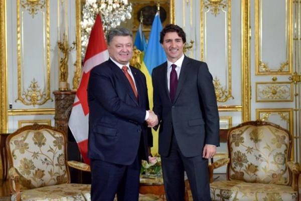 Порошенко: Украина и Канада дали старт либерализации визового режима