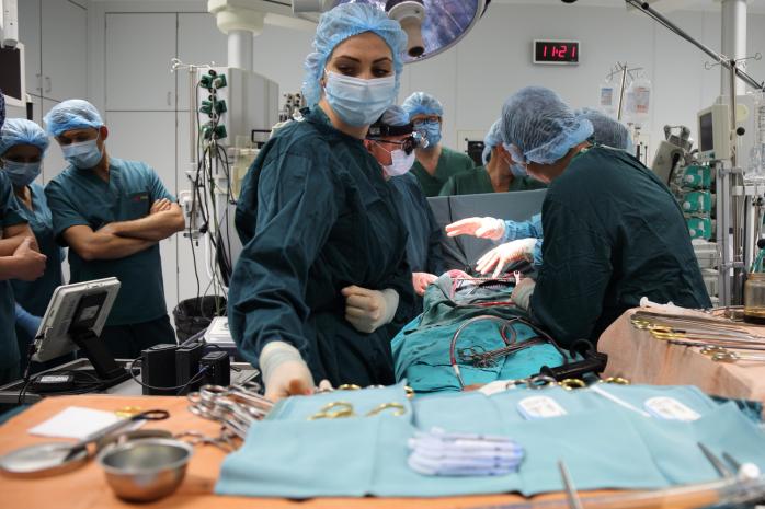 В Украине впервые пересадили механическое сердце (ВИДЕО)