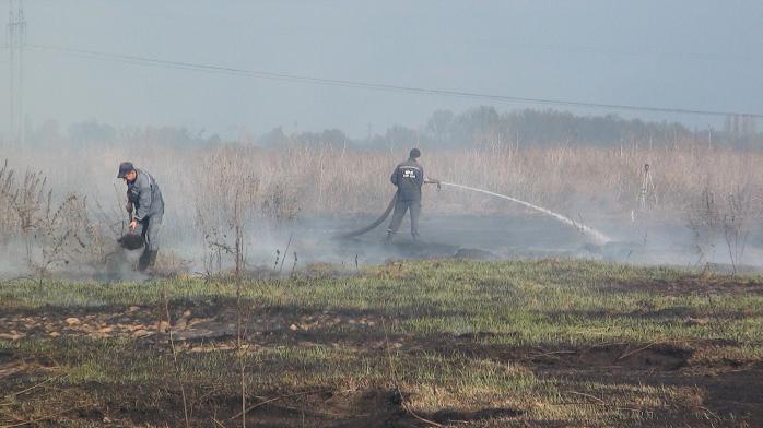 Генштаб: Пожарные локализовали пожар на полигоне в Черниговской обл.