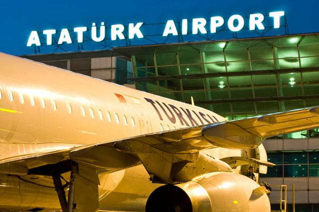 Зі Стамбула хочуть вилетіти до 80 українців, Київ змінює розклад рейсів