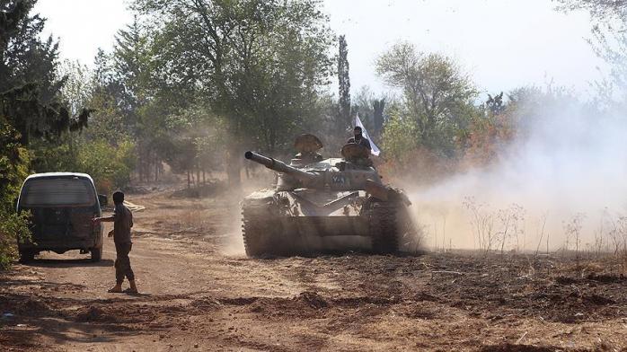 Бійці сирійської опозиції прорвали облогу Алеппо