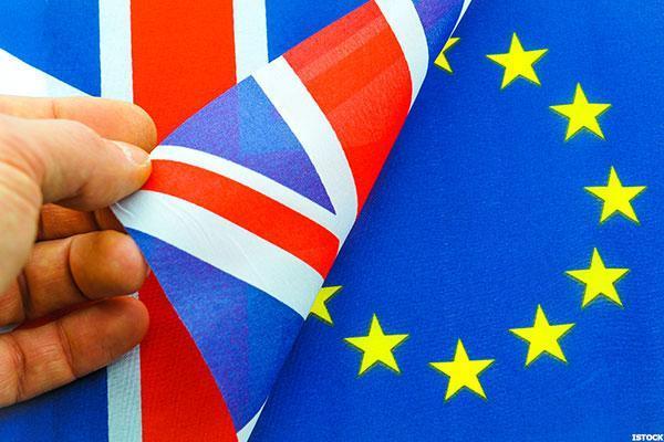 СМИ: Британия может отложить выход из ЕС на два года