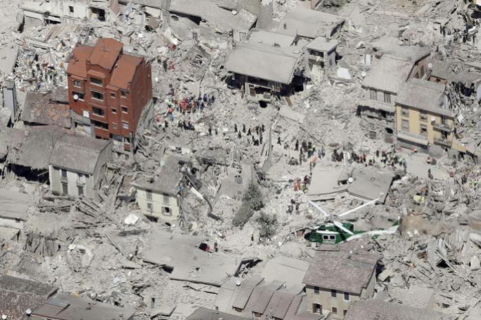 Через землетрус в Італії пошкоджено майже 300 історичних об’єктів