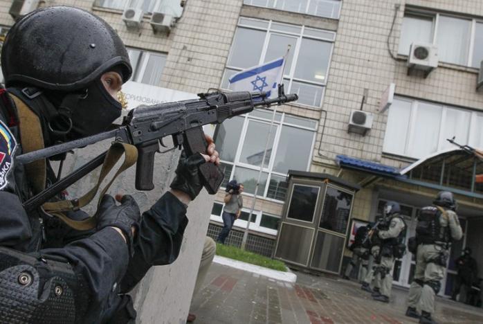 СБУ отработала меры по антитеррору в центре Киева, жители слышали стрельбу и взрывы (ФОТО)