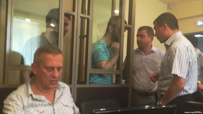 У РФ кримських мусульман засудили до в’язниці