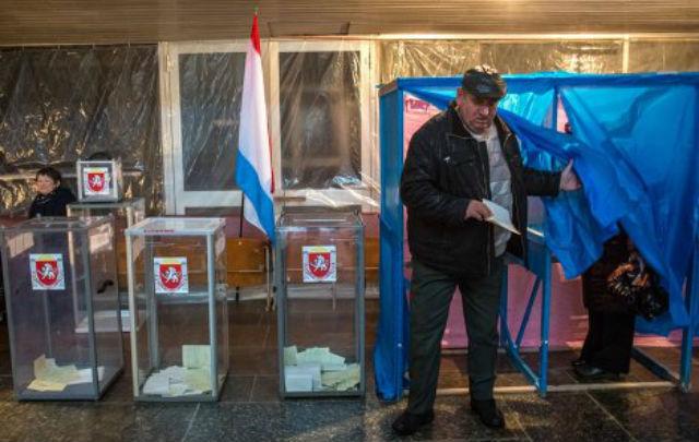Оккупанты проводят выборы в Госдуму в Крыму (ФОТО)