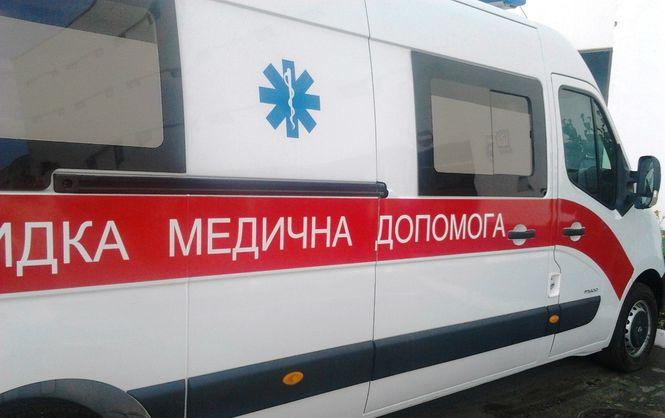 В аварії вантажівки й автобуса на Рівненщині одна людина загинула, 13 поранено