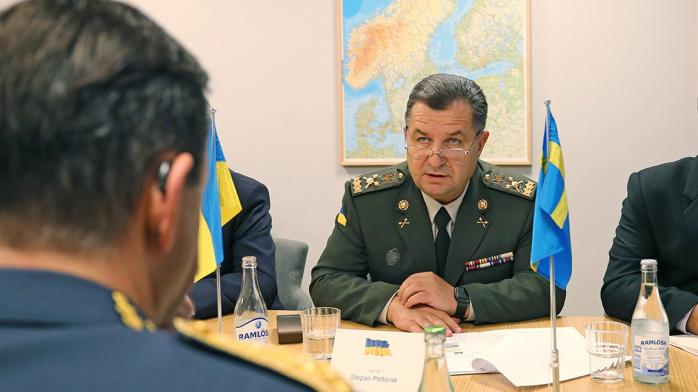 Полторак: На территории Украины находятся 6 тысяч военнослужащих РФ
