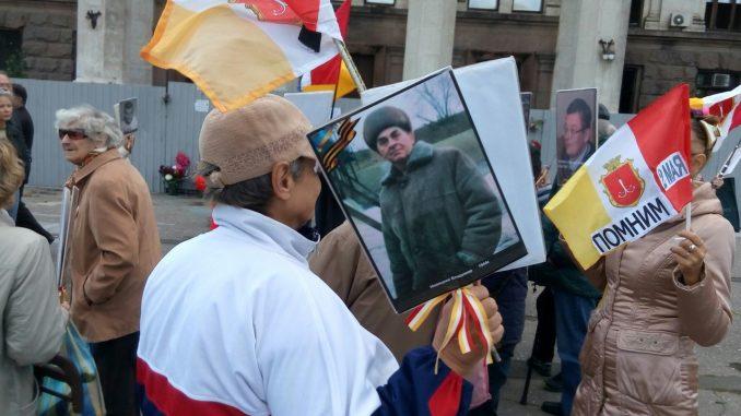 В Одессе произошли столкновения между националистами и антимайдановцами (ФОТО, ВИДЕО)
