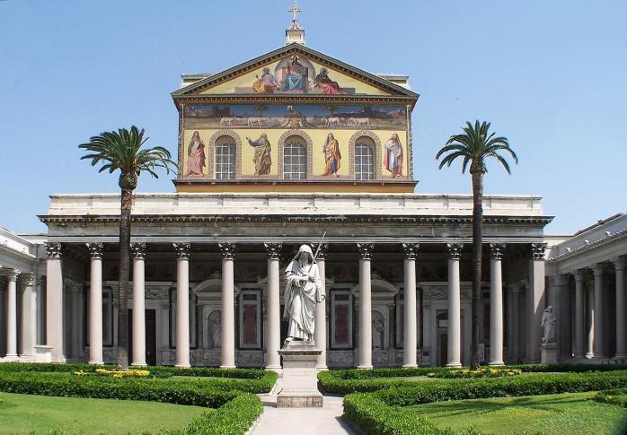 Землетрясение повредило базилику святого Павла в Риме