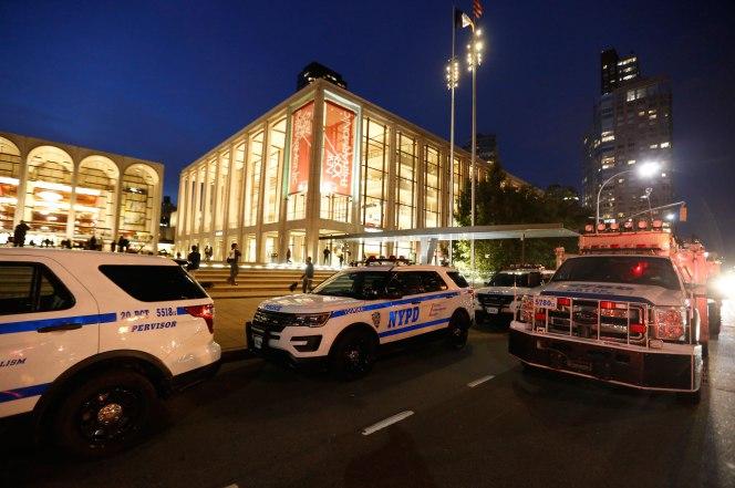 В Нью-Йорку невідомий розвіяв прах друга у Метрополітен-опера