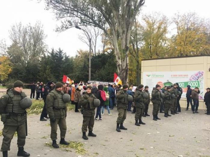 В Одессе произошли столкновения между представителями «Правого сектора» и пророссийскими активистами (ФОТО, ВИДЕО)